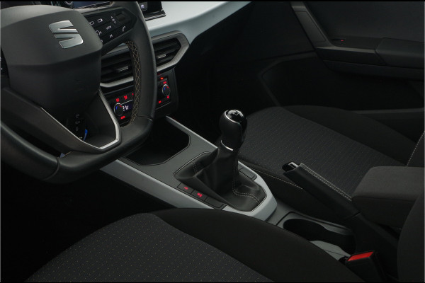 Seat Arona 1.0 TSI Style > Stoelverwarming/apple carplay/ android auto/Cruise control... | 4607 |