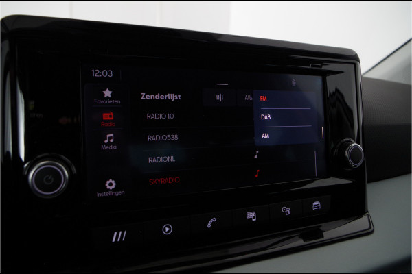 Seat Arona 1.0 TSI Style > Stoelverwarming/apple carplay/ android auto/Cruise control... | 4607 |