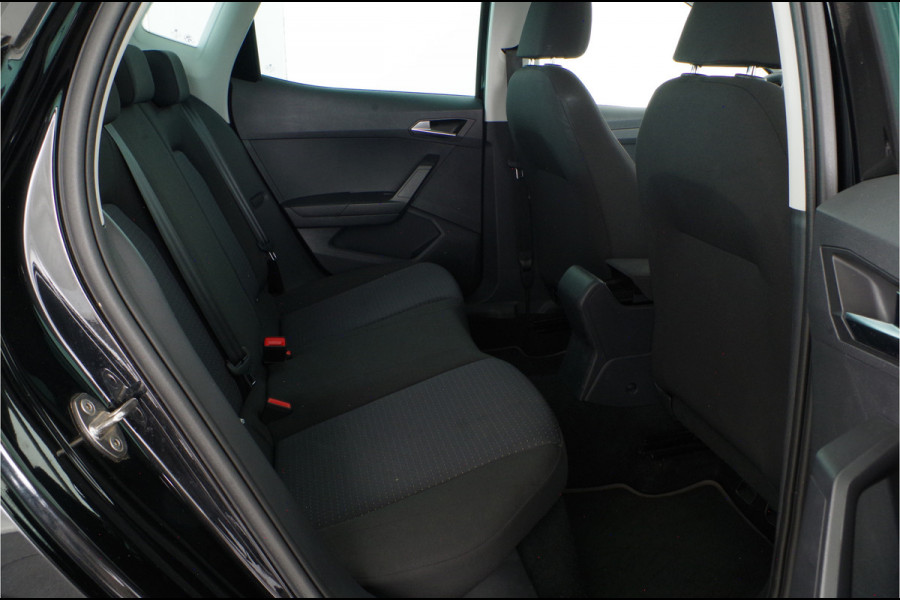 Seat Arona 1.0 TSI Style > Stoelverwarming/apple carplay/ android auto/Cruise control... | 4607 |