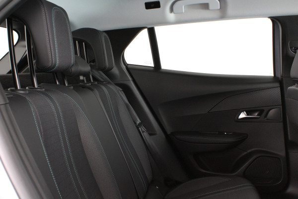 Peugeot e-2008 EV Allure Pack 50 kWh > 11kW Lader/Camera/LED koplampen/stoelverwarming...