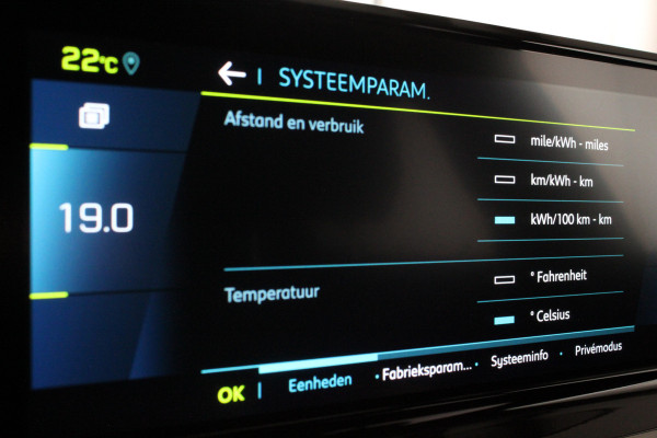 Peugeot e-2008 EV Allure Pack 50 kWh > 11kW Lader/Camera/LED koplampen/stoelverwarming...