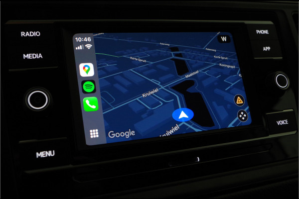 Volkswagen Crafter 35t 2.0 TDI L3H2 > BPM vrij!\Camera/cruise control/Apple Carplay/Android Auto/parkeersensor voor en achter Lease ook mogelijk!