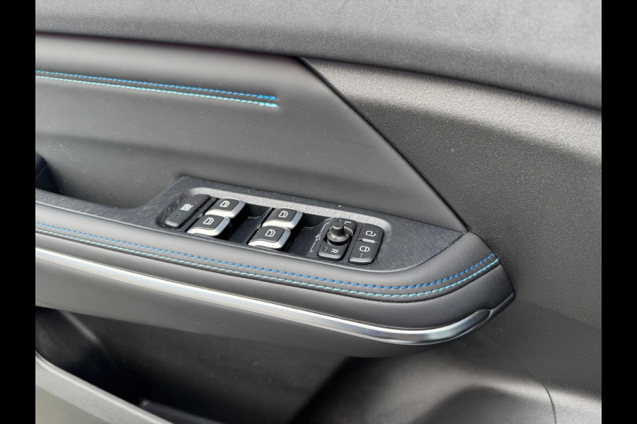 Lynk & Co 01 Bomvol Black Edition 261PK 360°Camera