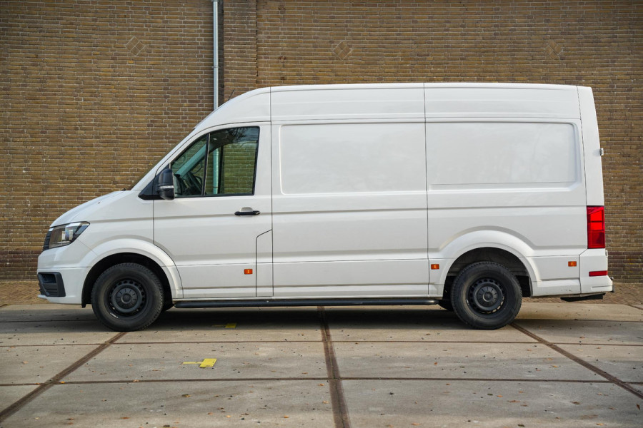 Volkswagen Crafter 30 2.0 TDI L3H2 Trendline Camera Cruise Trekhaak Schuifdeur Clima