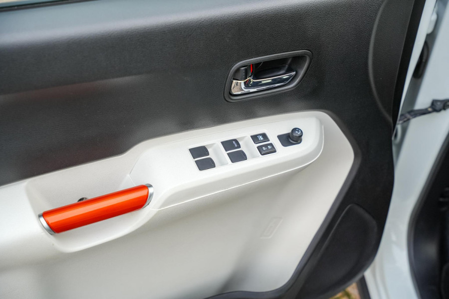 Suzuki Ignis 1.2 Stijl Navigatie Cruise Clima Camera