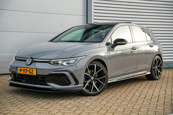 Volkswagen Golf 1.5 eTSI R-Line Business Panodak IQ Light Camera DAB+ ACC Navigatie Stoel-stuurverw. LPG Alcantara
