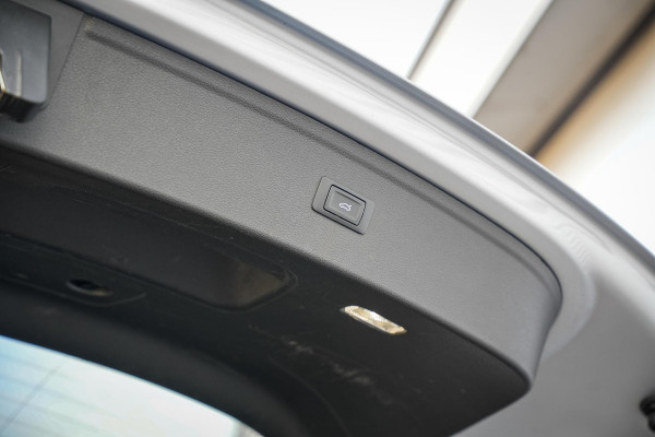 Audi Q5 2.0 TFSI quattro Sport Pro Line Navigatie PDC LED Cruise Stoelverw.