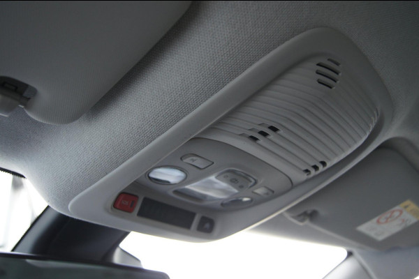 Citroën C3 Aircross 1.2 PureTech 130 Automaat • 2024 • Facelift • Voltaic Blue • Navi • All-Season • 17" Zwart LM