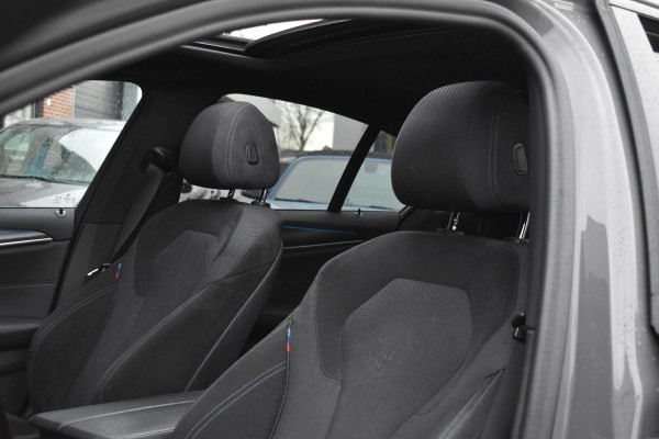 BMW 5 Serie 530e High Executive M-Sport Pano Camera 20" HK