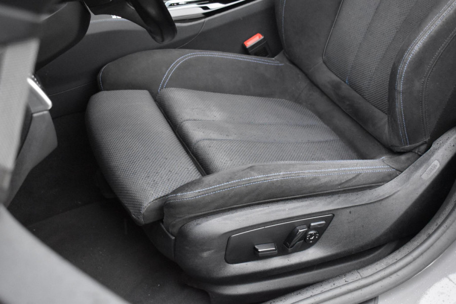 BMW 5 Serie 530e High Executive M-Sport Pano Camera 20" HK