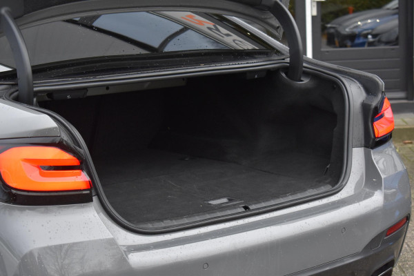 BMW 5 Serie 530e High Executive M-Sport Pano Camera 20" HK