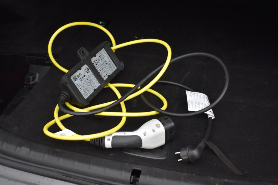 BMW 5 Serie 530e High Executive M-Sport Pano Camera 20" HK