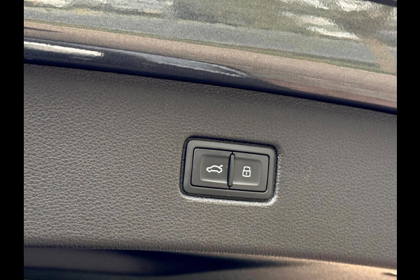 Audi Q7 55 TFSI quattro SQ7 RS zetels/Matrix/Lucht/Pano