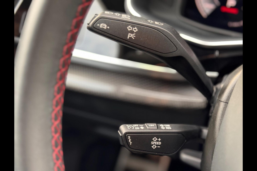 Audi Q7 55 TFSI quattro SQ7 RS zetels/Matrix/Lucht/Pano