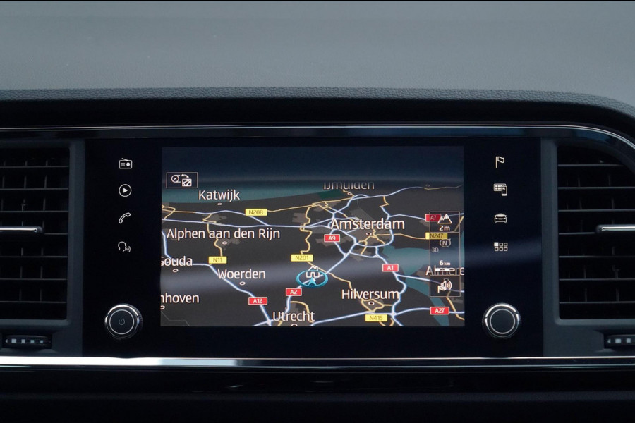 Seat Ateca 1.5 TSI FR Business Intense / Pano / Trekhaak / Navi / ACC / Side-Assist / Elek. Klep