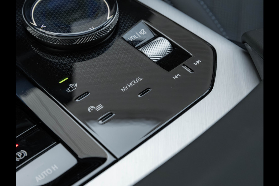 BMW X3 30e xDrive M-Sport Pro - Pano - ACC - Trekhaak - Harman Kardon - 360° Camera