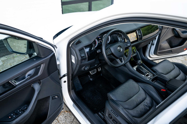 Škoda Kodiaq 1.5 TSI Style Business Pano Leder Trekhaak VOL