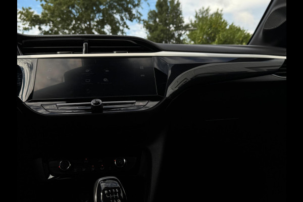 Opel Corsa 1.2 GS CARPLAY / PARKEERSENSOREN / LED / DODEHOEK SENSOREN / CRUISE CONTROL / TWO-TONE