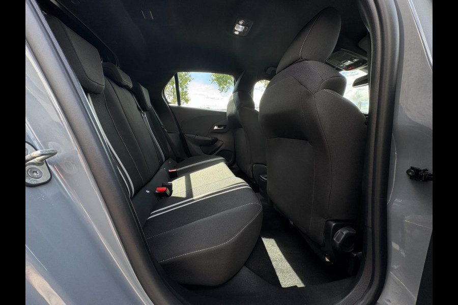 Opel Corsa 1.2 GS CARPLAY / PARKEERSENSOREN / LED / DODEHOEK SENSOREN / CRUISE CONTROL / TWO-TONE