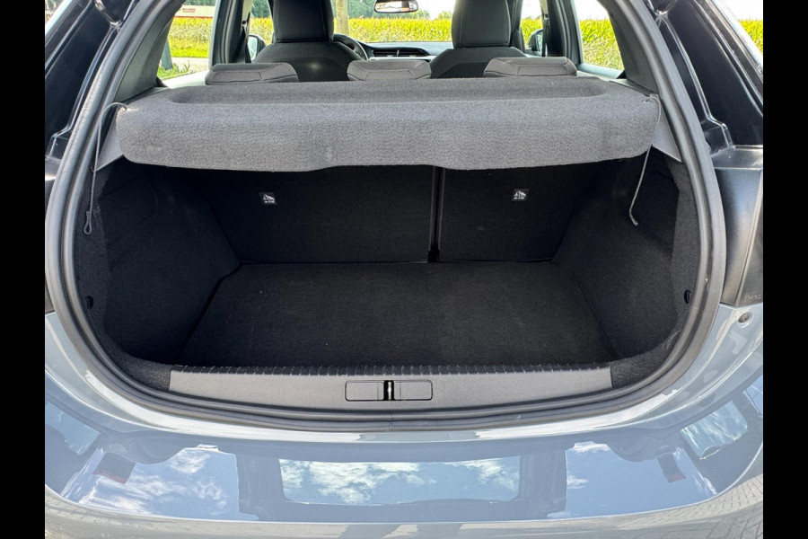 Opel Corsa 1.2 GS CARPLAY / PARKEERSENSOREN / LED / DODEHOEK SENSOREN / CRUISE CONTROL / TWO-TONE