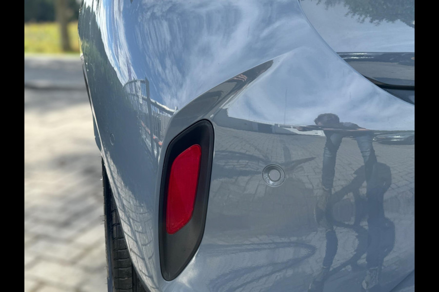 Opel Corsa 1.2 GS CARPLAY / PARKEERSENSOREN / LED / DODEHOEK SENSOREN / CRUISE CONTROL / TWO-TONE