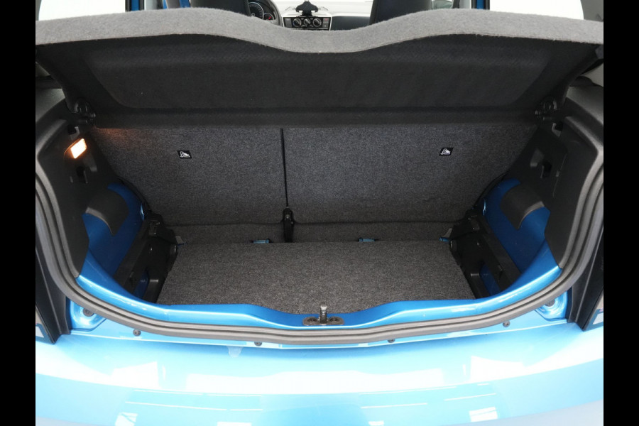 Volkswagen up! 1.0 60pk BMT move up! Dab Airco Bluetooth Argon