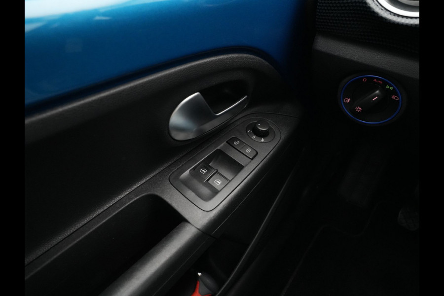 Volkswagen up! 1.0 60pk BMT move up! Dab Airco Bluetooth Argon