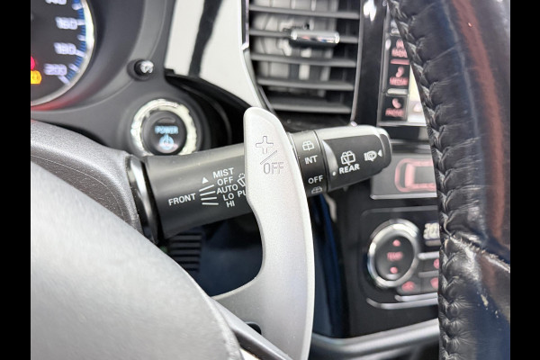 Mitsubishi Outlander 2.0 PHEV Prestige+ VAN: €23.900,- VOOR: €19.440,- UW EINDEJAARSVOORDEEL: €4.460,- | VEEL OPTIES!| ELEK. STOEL| ELEK. ACHTERKLEP| STOEL/STUURVERWARMING | AFNEEMBARE TREKHAAK | PANO DAK | ACHTERUITRIJ CAMERA |