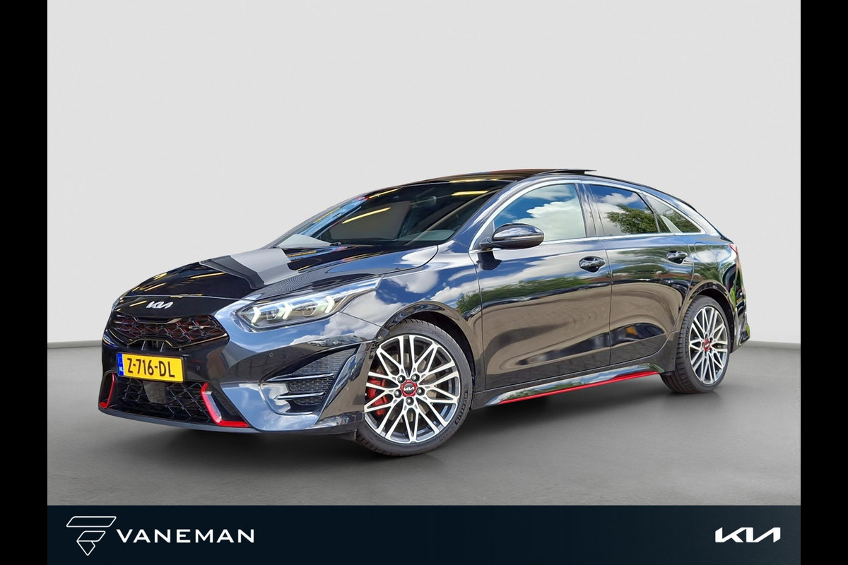 Kia ProCeed 1.6 T-GDi GT | Trekhaak| JBL | Camera | Navi | BSD | 18” Velgen | Apple CarPlay/Android Auto | Key-Less | PDC | Cruise | LED |