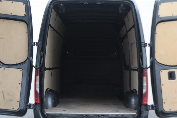Mercedes-Benz Sprinter 316 CDI L2H2 Aut. Climate, 360° Camera, Apple Carplay, LED, Cruise, Trekhaak 3500KG, 18''