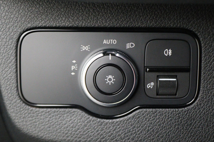 Mercedes-Benz Sprinter 316 CDI L2H2 Aut. Climate, 360° Camera, Apple Carplay, LED, Cruise, Trekhaak 3500KG, 18''