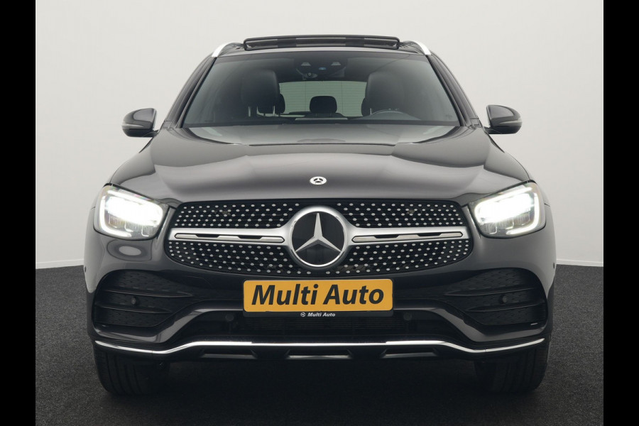 Mercedes-Benz GLC 300e 4MATIC Premium Plug In Hybrid 320pk PHEV | Trekhaak Af Fabriek | Panodak | Adaptive Cruise | Camera | Alcantara Sportstoelen Memory & Verwarmd | Sfeerverlichting | Apple Carplay | Blis | Navigatie | DAB |