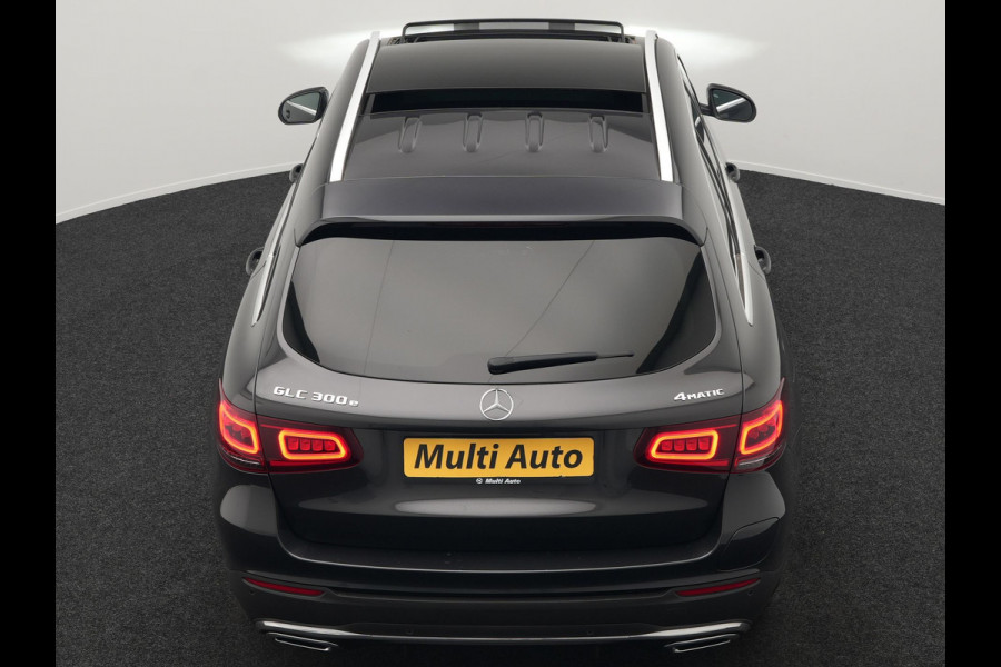 Mercedes-Benz GLC 300e 4MATIC Premium Plug In Hybrid 320pk PHEV | Trekhaak Af Fabriek | Panodak | Adaptive Cruise | Camera | Alcantara Sportstoelen Memory & Verwarmd | Sfeerverlichting | Apple Carplay | Blis | Navigatie | DAB |