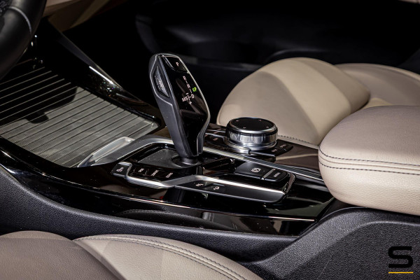 BMW X3 XDrive30i High Executive Edition|M-sport|Pano|Leder