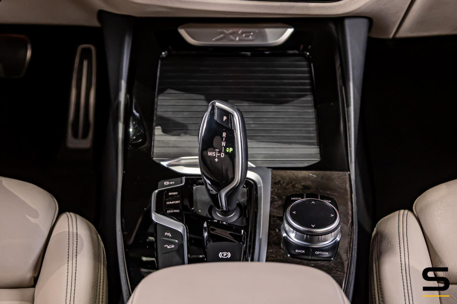 BMW X3 XDrive30i High Executive Edition|M-sport|Pano|Leder