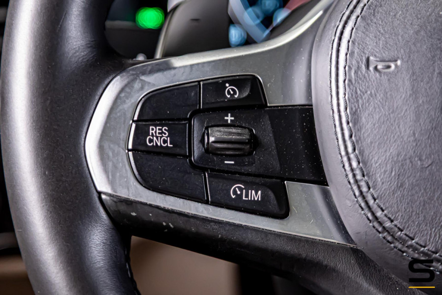 BMW X3 XDrive30i High Executive Edition|M-sport|Pano|Leder