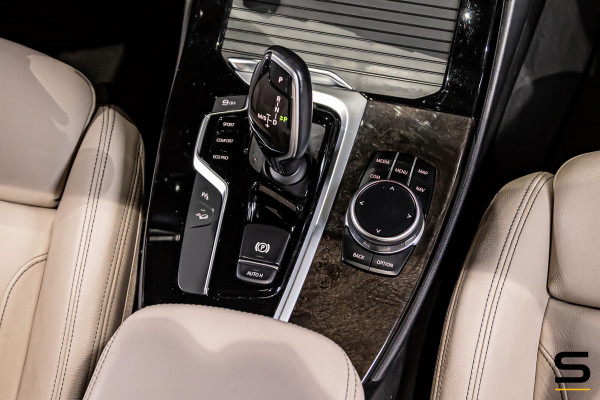 BMW X3 XDrive30i High Executive Edition|M-sport|Pano|Leder