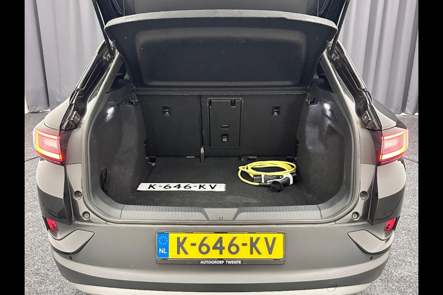 Volkswagen ID.4 Aut. First Edition 77kWh | Trekhaak | Navi | Camera |