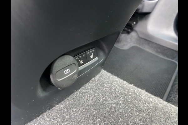 Volvo XC40 Recharge P8 AWD R-Design Panoramadak Vol Leder 92% SOH NL-Auto Rijklaarprijs!