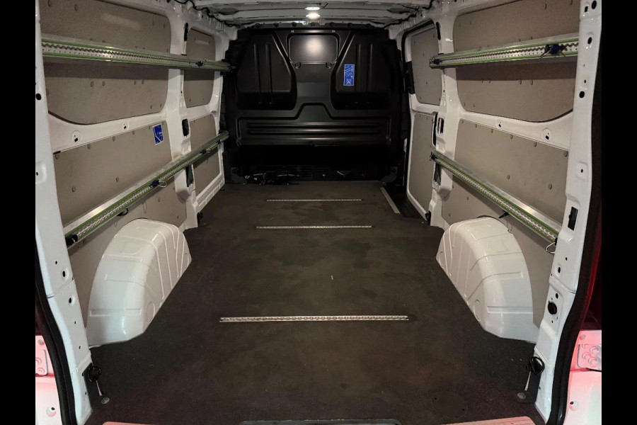 Ford Transit Custom 2.0 TDCi L2H1 l AIRCO l CARPLAY l NAVI l CAMERA