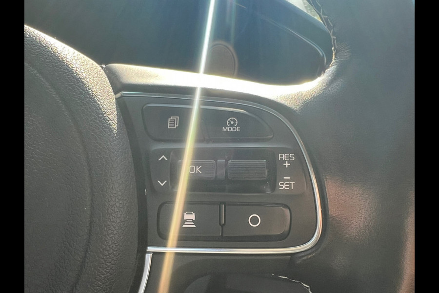 Kia e-Niro ExecutiveLine 64 kWh SOH 100%/ACC/JBL/CAMERA