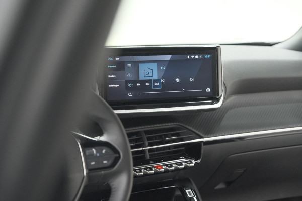 Peugeot 2008 PureTech 100 Allure | Camera | Navigatie | Parkeersensoren | Apple Carplay