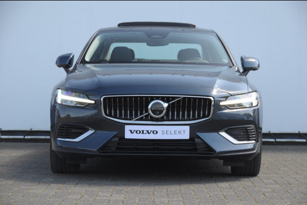 Volvo S60 T6 350PK Automaat Recharge Ultimate Bright / Head-up display / Harman Kardon audio / Panoramadak / BLIS / Elektrisch bedienbare voorstoelen / Memory seats / Verwarmbare stoelen / Keyless entry /