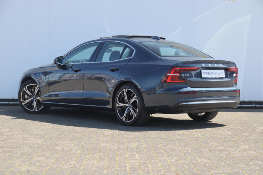 Volvo S60 T6 350PK Automaat Recharge Ultimate Bright / Head-up display / Harman Kardon audio / Panoramadak / BLIS / Elektrisch bedienbare voorstoelen / Memory seats / Verwarmbare stoelen / Keyless entry /