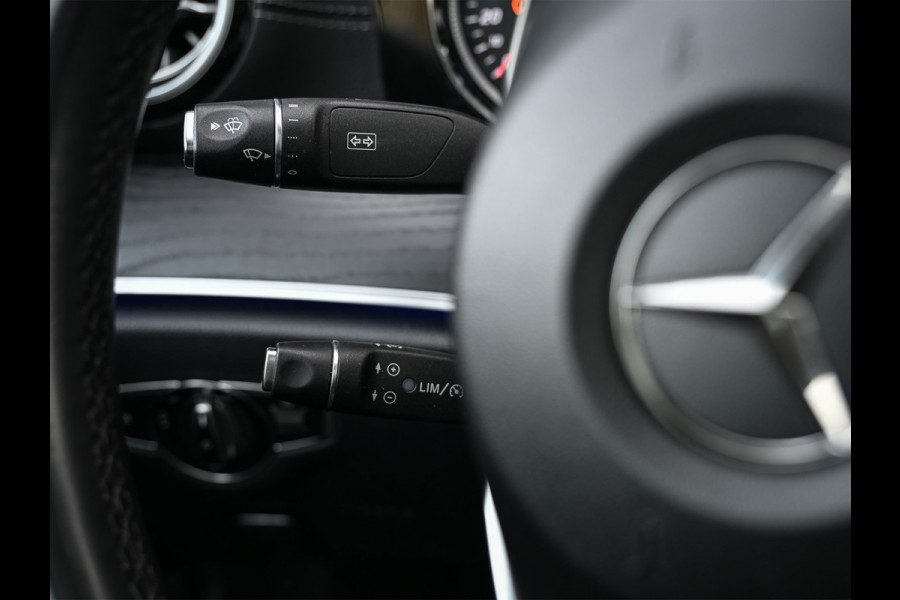 Mercedes-Benz E-Klasse Coupé 200 Business | AMG-LINE | NL-AUTO | PANORAMADAK | CAMERA | SFEERVERLICHTING | LEDER | STOELVERWARMING | EL. VERST. STOEL|