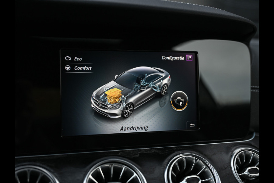 Mercedes-Benz E-Klasse Coupé 200 Business | AMG-LINE | NL-AUTO | PANORAMADAK | CAMERA | SFEERVERLICHTING | LEDER | STOELVERWARMING | EL. VERST. STOEL|