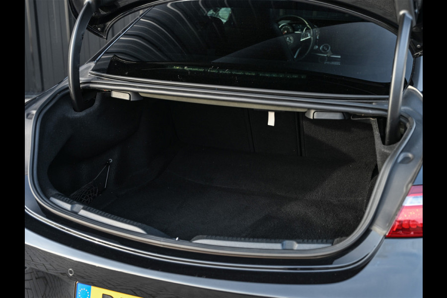 Mercedes-Benz E-Klasse Coupé 200 Business | AMG-LINE | NL-AUTO | PANORAMADAK | CAMERA | SFEERVERLICHTING | LEDER | STOELVERWARMING | EL. VERST. STOEL|