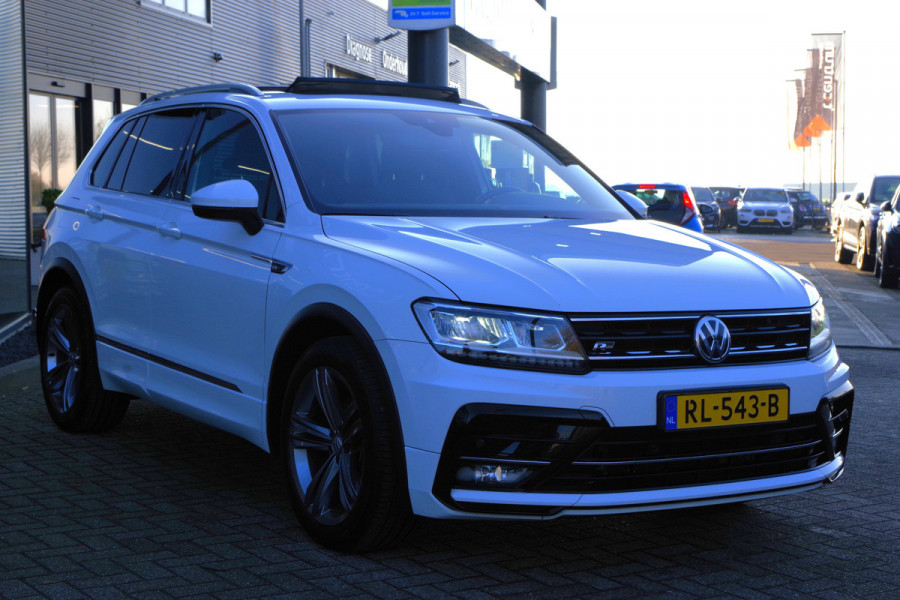 Volkswagen Tiguan 1.4 TSI R-Line Comfortline, Panoramadak, Digitale Cockpit, LED, Stoelverwarming,