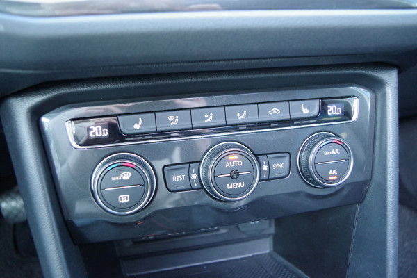Volkswagen Tiguan 1.4 TSI R-Line Comfortline, Panoramadak, Digitale Cockpit, LED, Stoelverwarming,