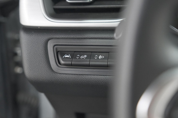 Renault Captur TCe 130 Intens | Camera | Stoelverwarming | Apple Carplay | Parkeersensoren